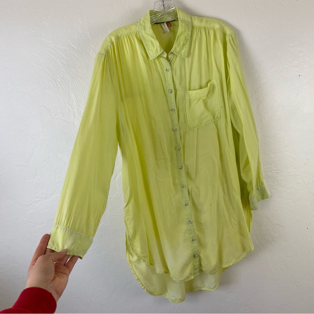 Anthropologie Pilcro Size Small Faded Yellow Green Button Down Long Tunic Blouse - Picture 2 of 8